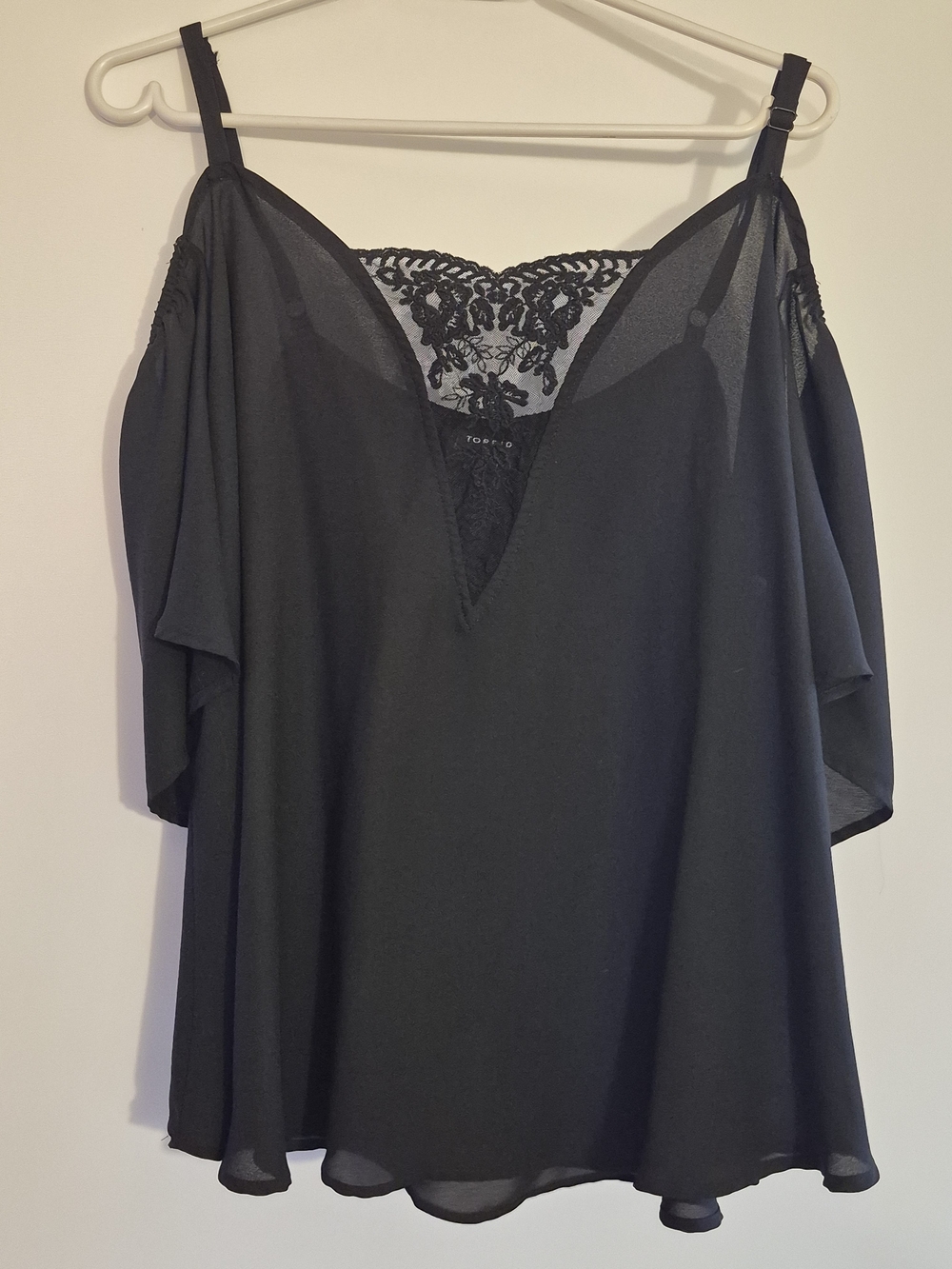 torrid Black Lace-Trim Cold Shoulder Camisole